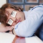 17 способов не заснуть на работе