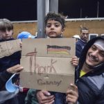 Обычные немцы теперь должны пожизненно содержать мигрантов на личные деньги
