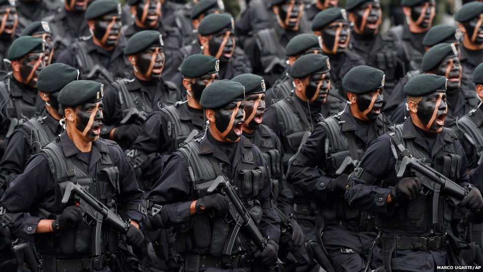 Мексиканские_военные